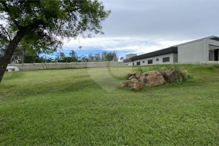 Terreno à venda no condomínio Parque Residencial Kurumin, Itu - SP