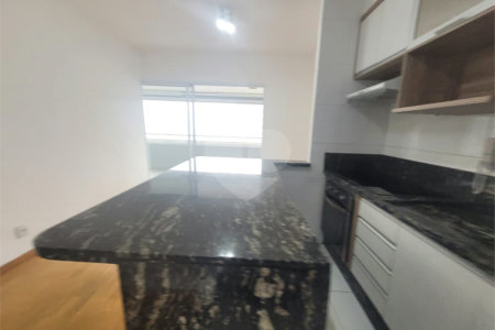 Apartamento à venda ou para alugar com 2 quartos, sendo 1 suíte, em Parque Industrial Tomas Edson, São Paulo, SP