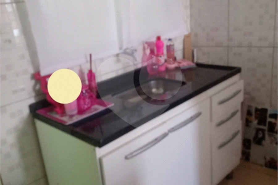 Sobrado à venda com 6 quartos em Horto, São Paulo, SP