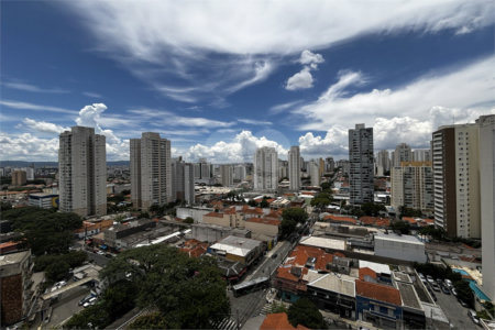 Apartamento à venda com 3 suítes em Vila Romana, São Paulo, SP
