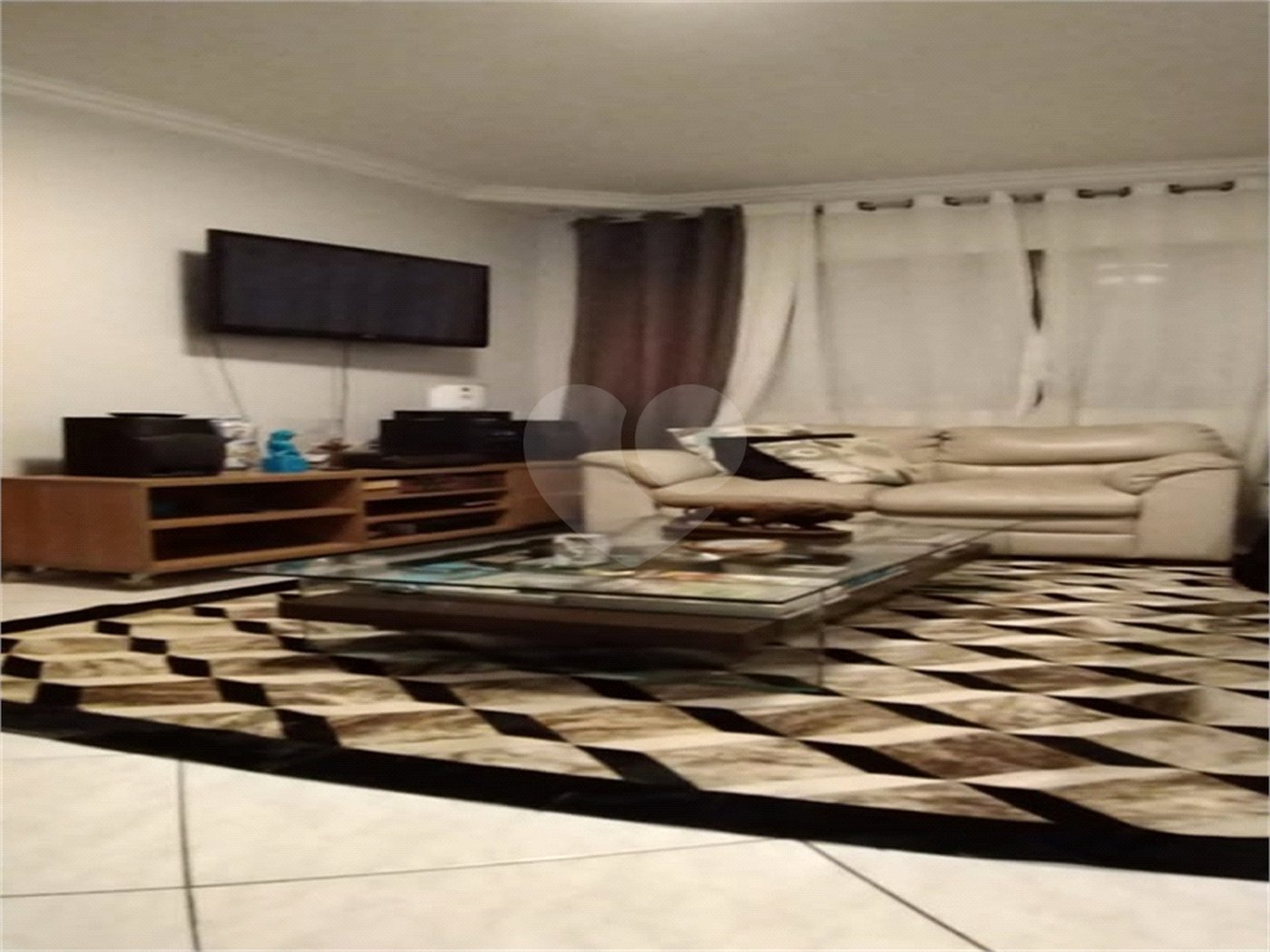 Casa de Vila à venda com 4 quartos, sendo 2 suítes, em Vila Guilherme, São Paulo, SP
