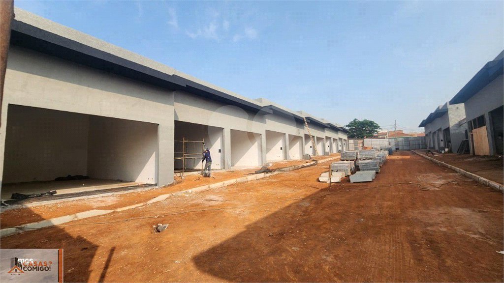 Salão Comercial para alugar em Jardim das Cerejeiras, Atibaia, SP