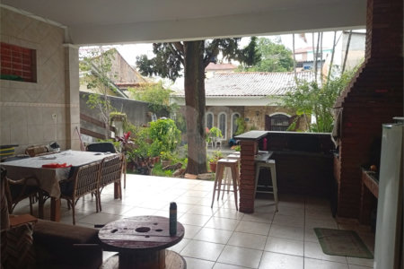Casa à venda com 3 quartos, sendo 1 suíte, em Parque Vitória, São Paulo, SP