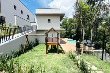 Casa à venda ou para alugar com 3 suítes em Caixa D´água, Vinhedo, SP
