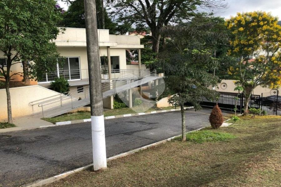 Terreno à venda em Horto, São Paulo, SP