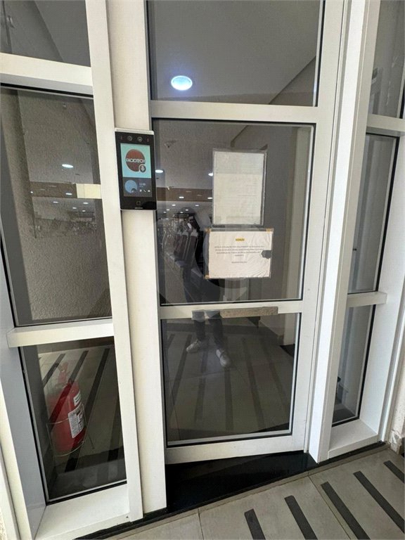 Apartamento para alugar com 4 quartos, sendo 3 suítes,  em Vila Gomes Cardim, São Paulo, SP