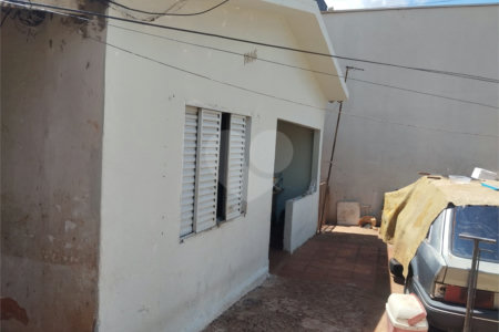 Casa à venda com 3 quartos em Jardim Santa Lúcia, Araraquara, SP