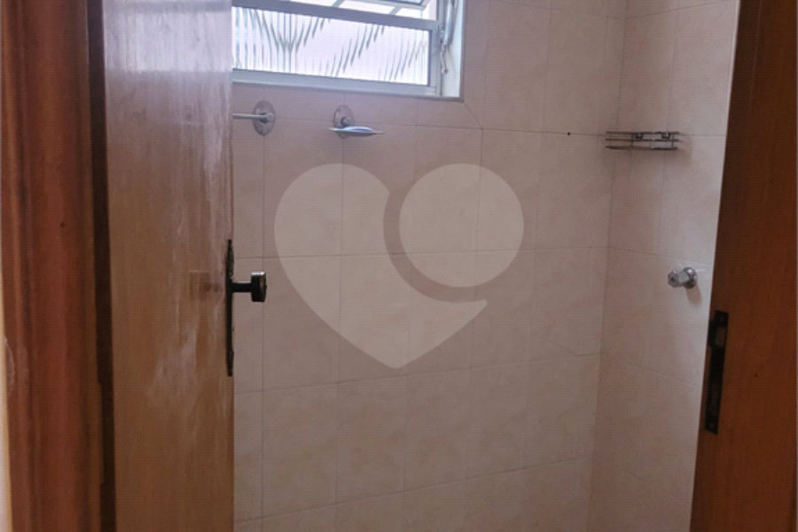 Sobrado à venda com 3 quartos, sendo 1 suíte,  em Vila Ester (zona Norte), São Paulo, SP