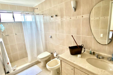 Apartamento à venda com 4 quartos, sendo 2 suítes, em Pinheiros, São Paulo, SP