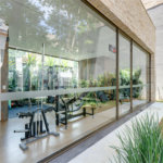 Casa à venda com 4 quartos, sendo 3 suítes, no condomínio Jardim Flora, São Paulo - SP