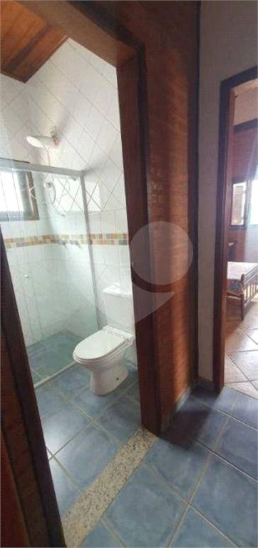 Casa à venda com 3 quartos, sendo 1 suíte, no condomínio Terras de São Francisco, Vinhedo - SP