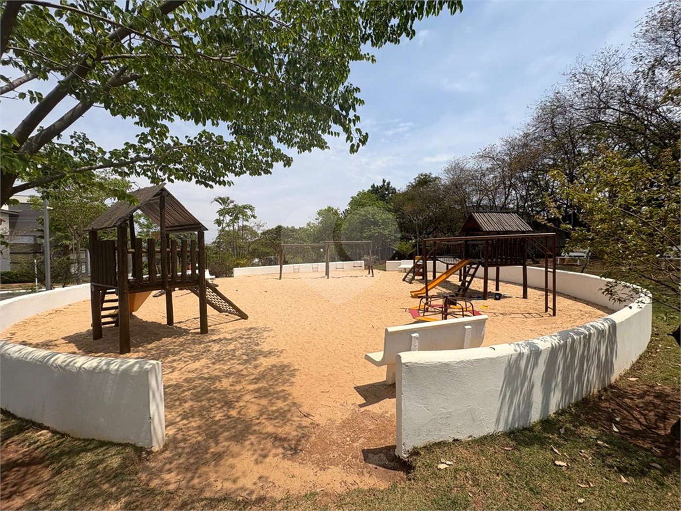 Terreno à venda no condomínio Portal da Primavera, Sorocaba - SP