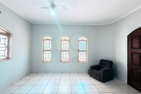 Casa à venda com 3 quartos, sendo 1 suíte, em Jardim Progresso, Três Lagoas, MS