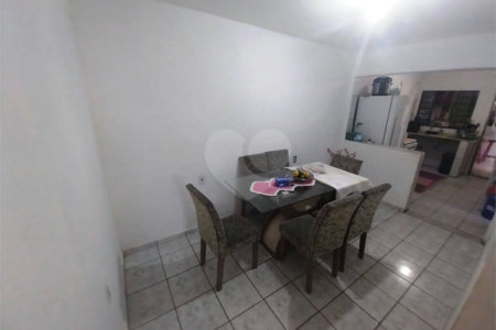 Casa à venda com 4 quartos, sendo 1 suíte, em Capela, Vinhedo, SP
