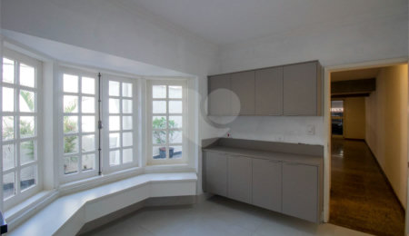 Casa à venda com 3 quartos, sendo 1 suíte, em Brooklin Paulista, São Paulo, SP