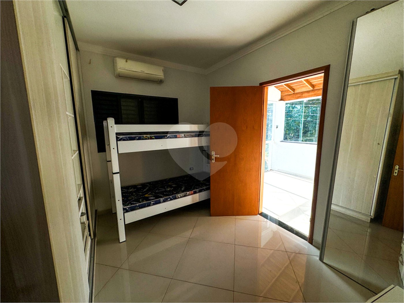 Casa à venda com 3 quartos, sendo 1 suíte, em Jardim Paranapunga, Três Lagoas, MS