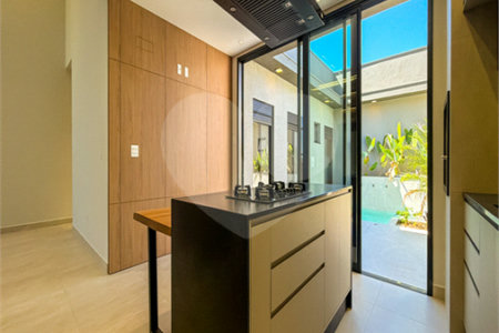 Casa à venda com 3 suítes no condomínio Residencial Dona Maria Candida, Indaiatuba - SP