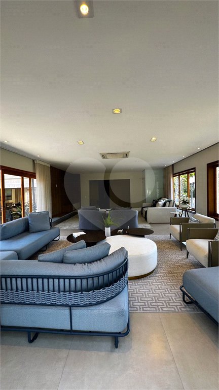 Casa à venda ou para alugar com 4 suítes no condomínio Lago Azul Residencial e Golfe, Araçoiaba da Serra - SP