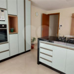 Casa à venda com 3 quartos, sendo 1 suíte,  em Vila Galvão, Guarulhos, SP