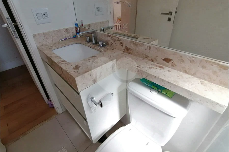 Apartamento à venda com 3 suítes em Vila Romana, São Paulo, SP