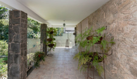 Casa à venda com 4 quartos, sendo 3 suítes, em Vila Pirajussara, São Paulo, SP