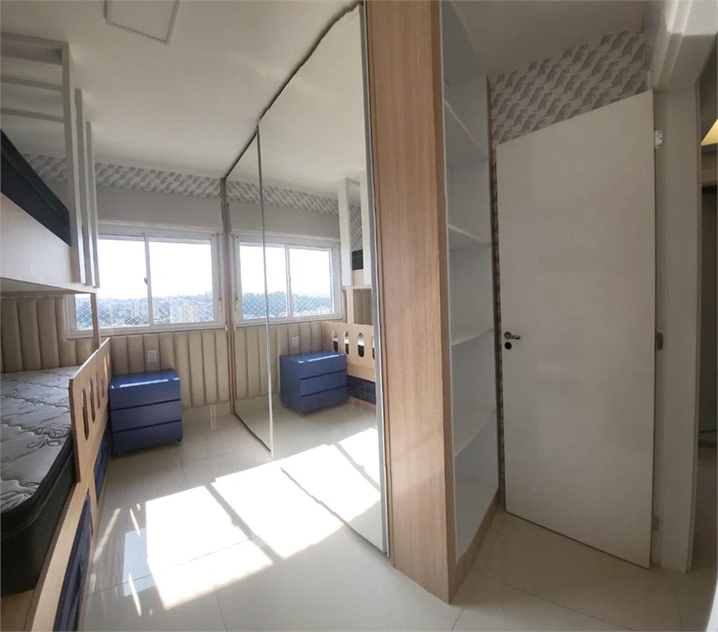 Apartamento à venda com 3 quartos, sendo 1 suíte,  em Jardim Vazani, São Paulo, SP