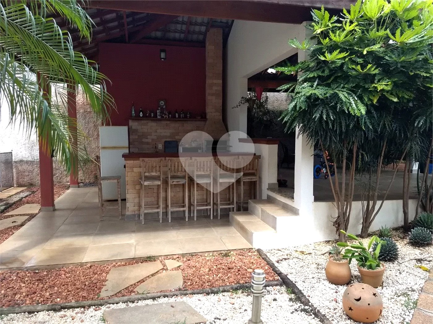 Casa à venda com 3 quartos, sendo 1 suíte, no condomínio Acmti - Colinas do Mosteiro, Terras de Itaici e Recanto dos Pássaros, Indaiatuba - SP
