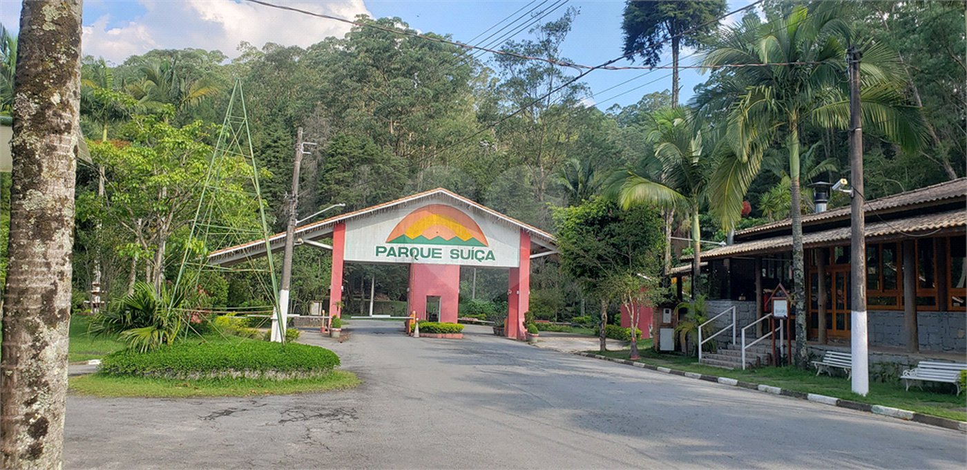 Terreno à venda no condomínio Parque Suiça, Caieiras - SP
