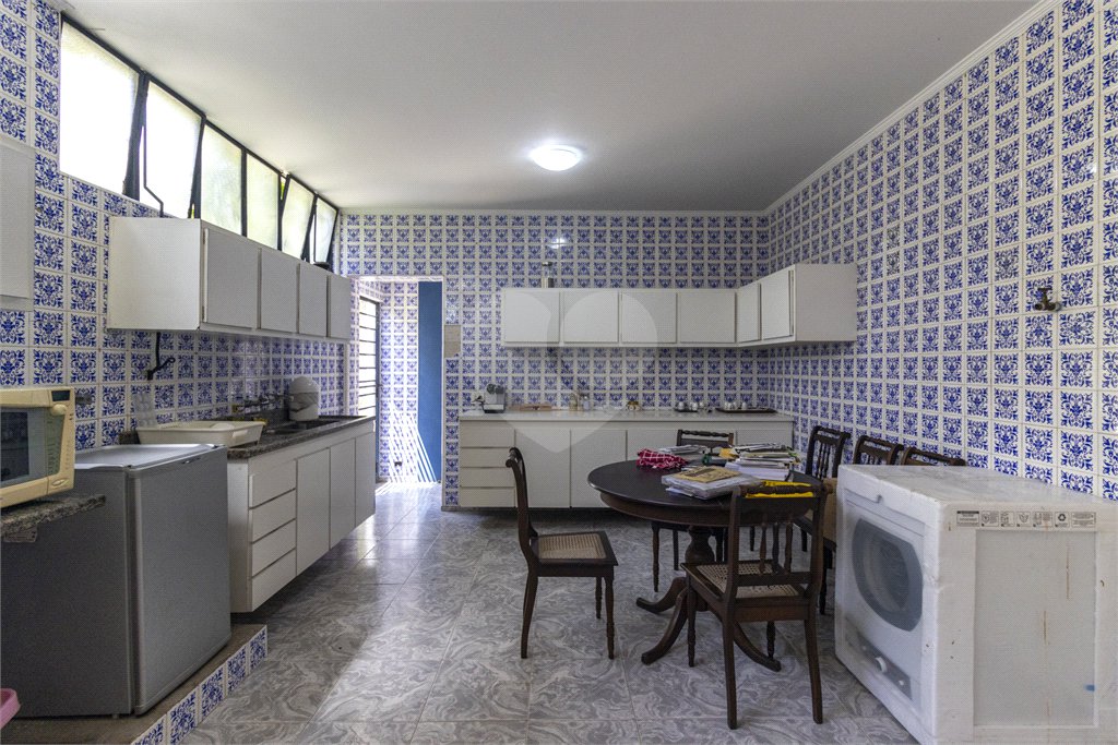 Sobrado à venda com 4 quartos, sendo 2 suítes,  em Vila Morumbi, São Paulo, SP
