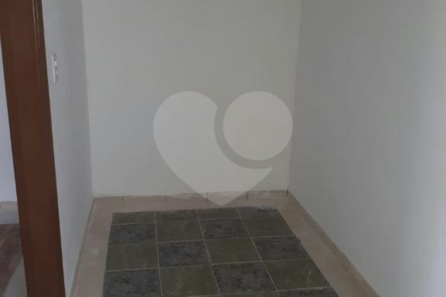 Sobrado à venda com 2 quartos em Tremembé, São Paulo, SP