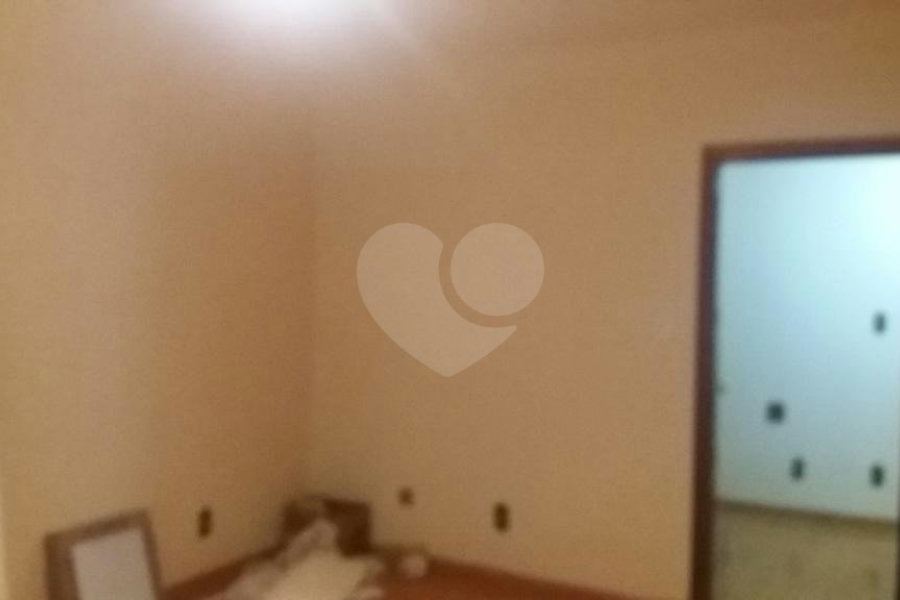 Sobrado à venda com 3 quartos, sendo 1 suíte, em Santa Terezinha, São Paulo, SP