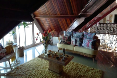 Casa à venda com 3 quartos, sendo 1 suíte,  em Bosque, Vinhedo, SP