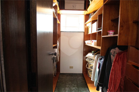 Casa à venda com 1 quarto, sendo 3 suítes, em Esplanada Mendes Moraes, São Roque, SP
