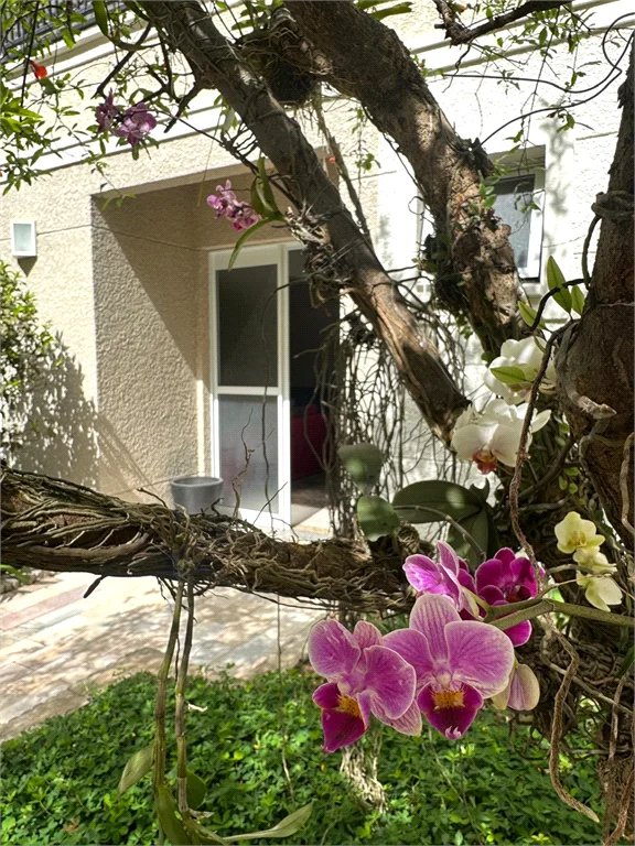 Casa à venda com 3 quartos, sendo 2 suítes, no condomínio Townhouse Village Morumbi, São Paulo - SP