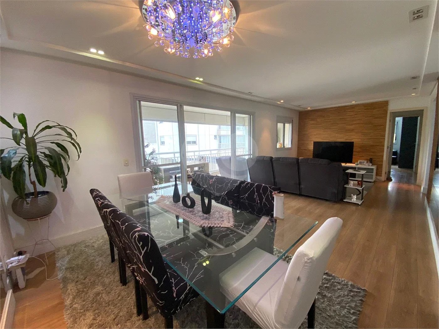 Apartamento à venda com 3 quartos, sendo 1 suíte,  em Santana, São Paulo, SP