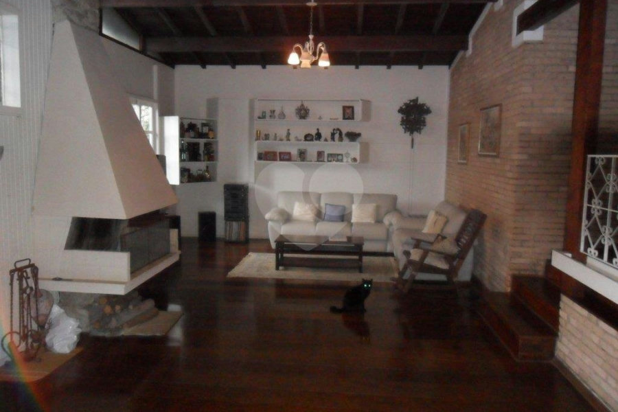Sobrado à venda com 3 quartos, sendo 1 suíte, em Vila Albertina, São Paulo, SP