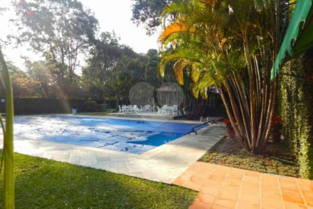 Apartamento à venda com 4 suítes em Jardim Marajoara, São Paulo, SP