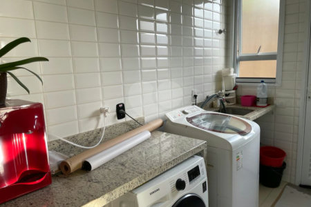 Casa à venda com 3 quartos, sendo 1 suíte, no condomínio Vila Hipica Ii, Vinhedo - SP