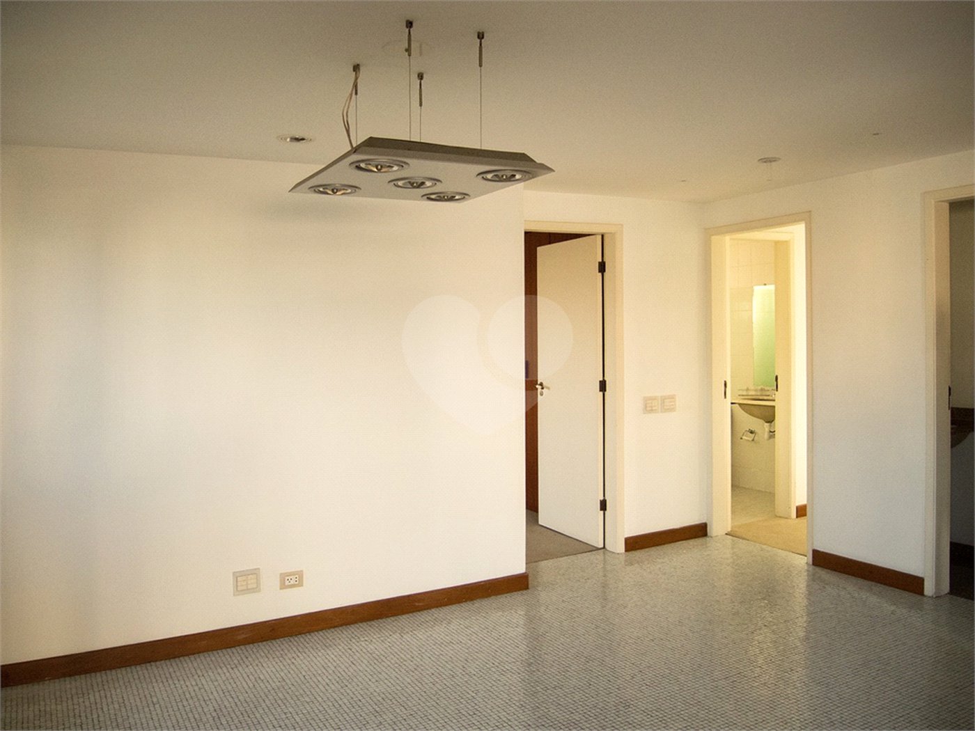 Apartamento à venda com 2 suítes em Pinheiros, São Paulo, SP