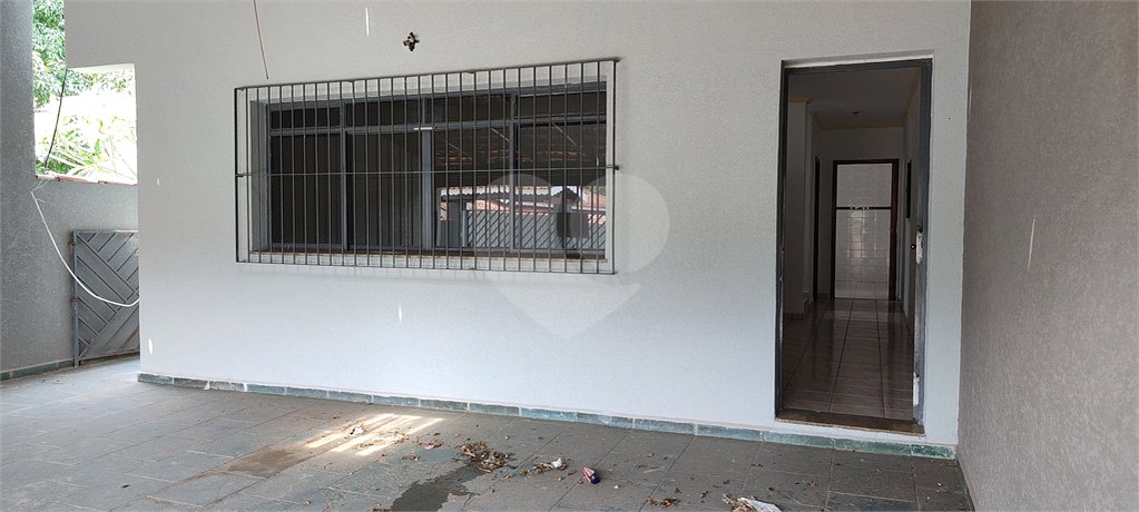 Sobrado à venda com 3 quartos, sendo 1 suíte, em Ressaca, Atibaia, SP