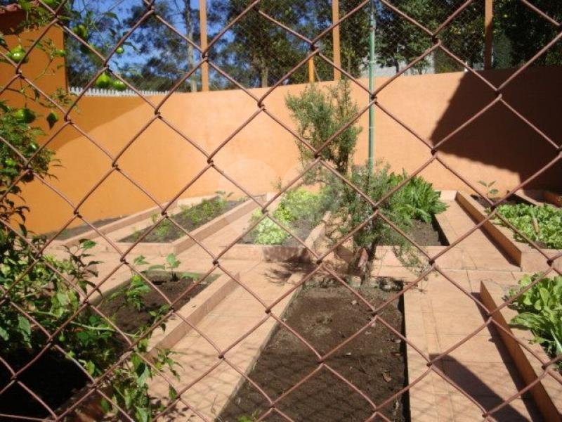 Sobrado à venda com 5 suítes em Juqueri Mirim, Mairiporã, SP