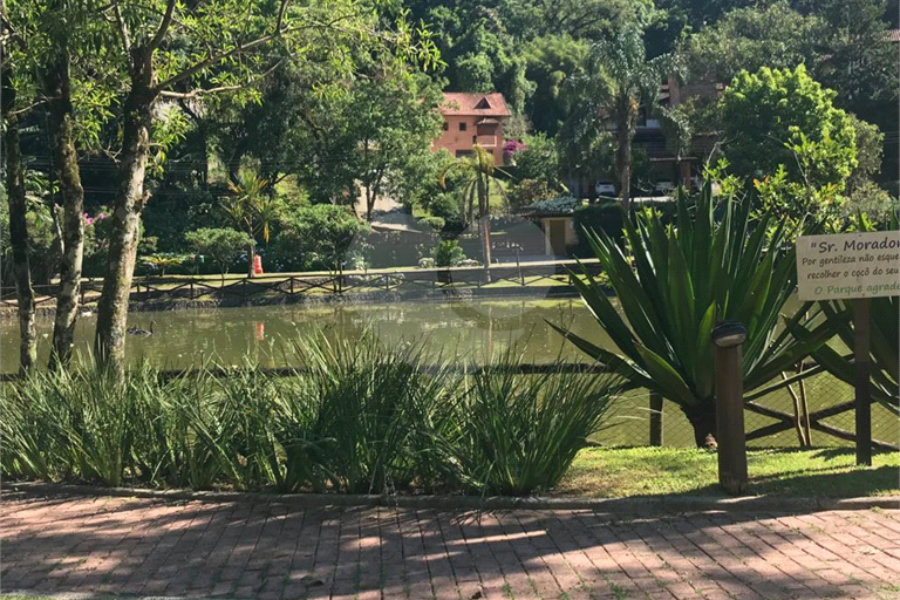 Terreno à venda no condomínio Parque Imperial da Cantareira, Mairiporã - SP