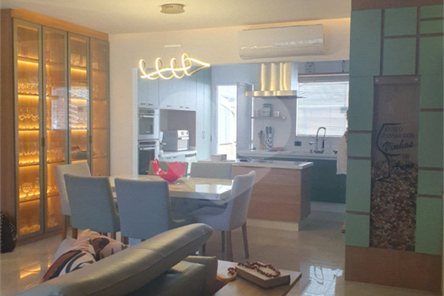 Casa à venda com 4 quartos, sendo 2 suítes, em Vila Guilherme, São Paulo, SP