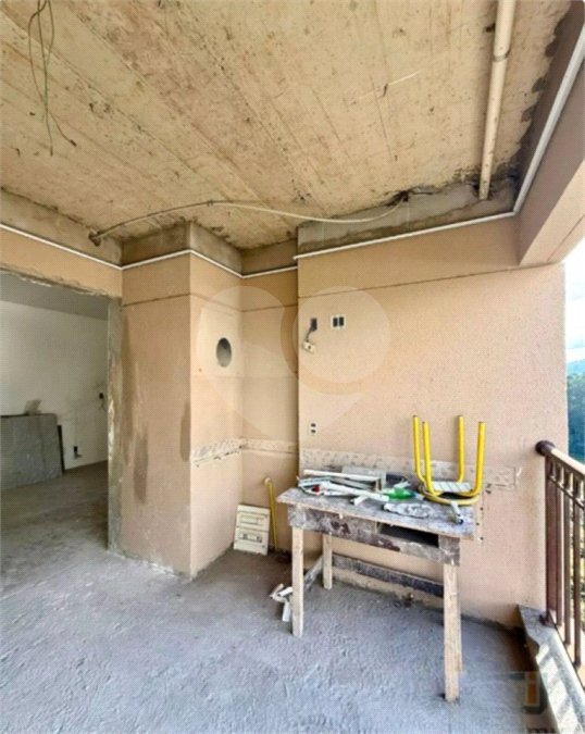 Apartamento à venda com 3 quartos, sendo 2 suítes, em Barueri, Barueri, SP