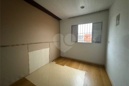 Casa à venda com 3 quartos, sendo 1 suíte,  em Jardim Imperador, Guarulhos, SP