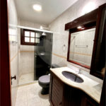 Casa à venda com 6 quartos, sendo 5 suítes,  em Alto de Búzios, Armação dos Búzios, RJ