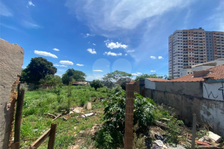 Terreno à venda no Centro, Araraquara, SP