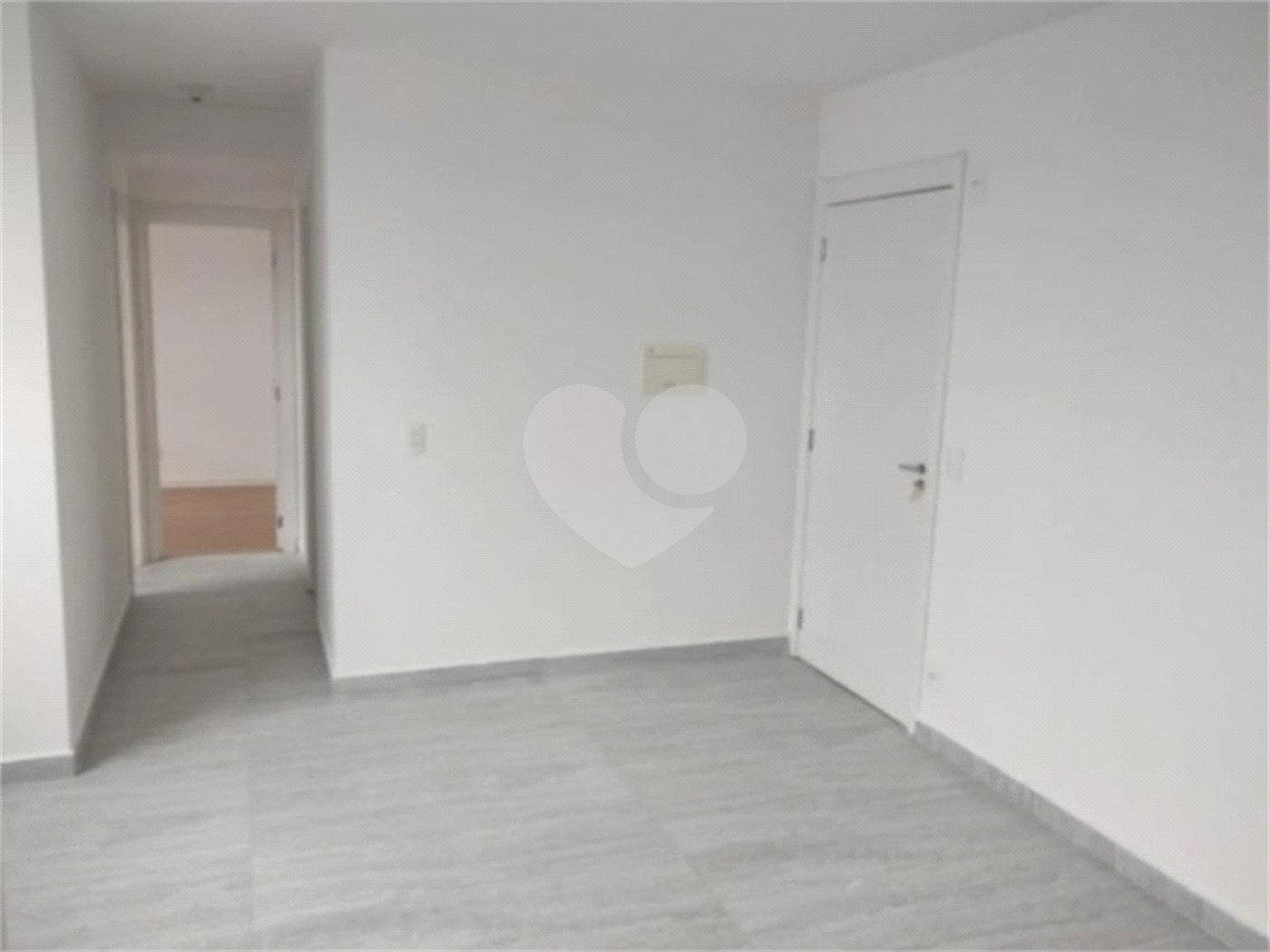 Apartamento à venda com 2 quartos em Guaiaúna, São Paulo, SP