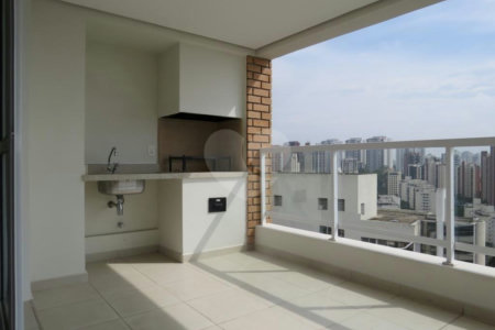 Apartamento à venda com 3 quartos, sendo 1 suíte, em Morumbi, São Paulo, SP