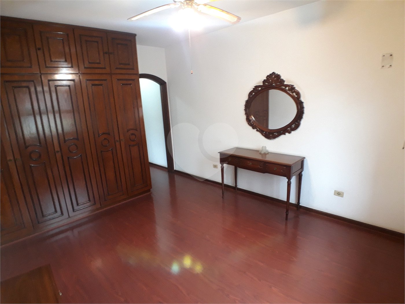 Sobrado à venda com 4 quartos, sendo 2 suítes, em Santana, São Paulo, SP